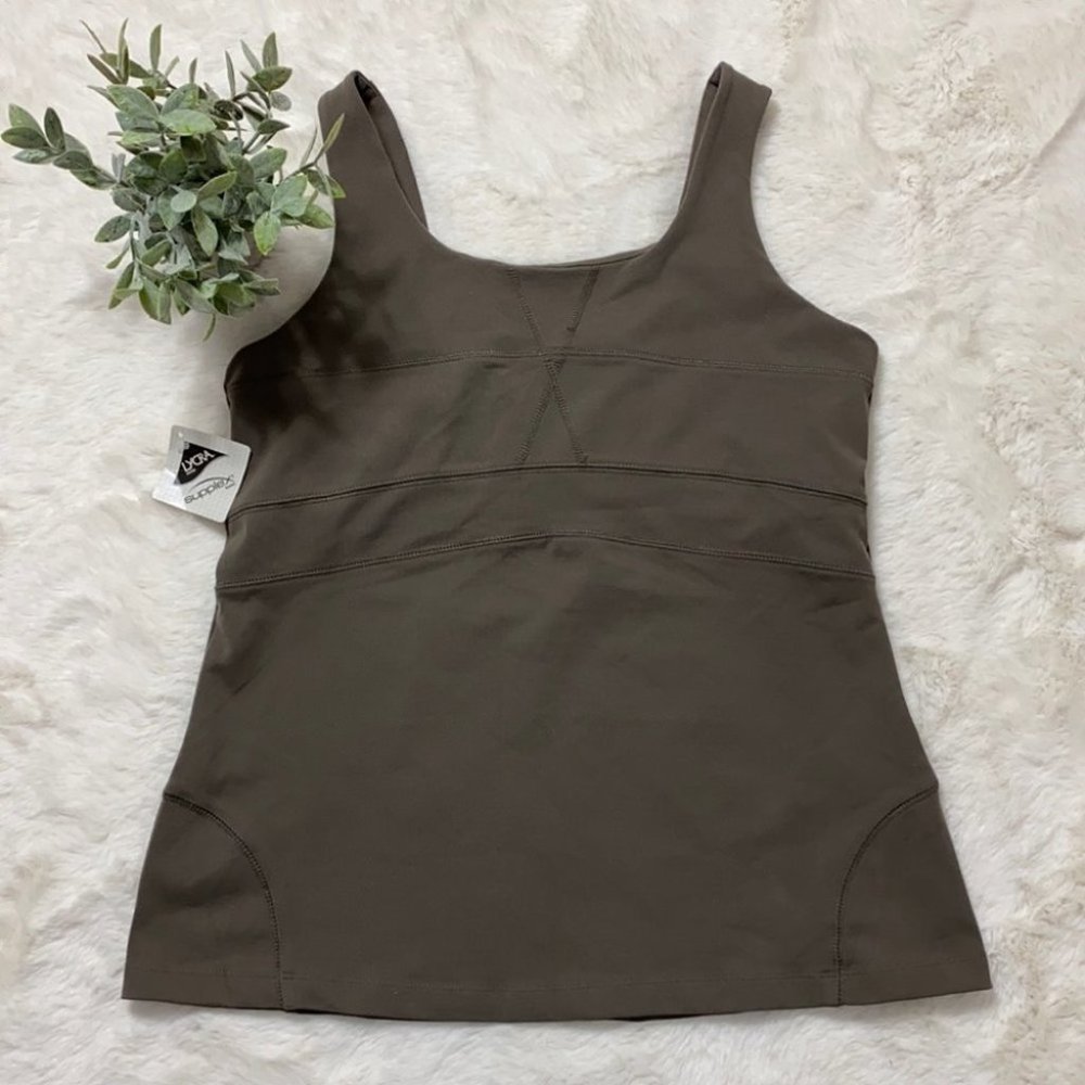 Athleta Lycra Yoga Tank Top Taupe Size Large.